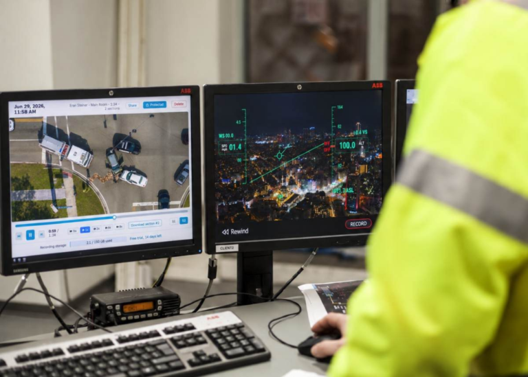 AirData mang tính năng tua lại kiểu DVR vào tính năng phát trực tiếp từ drone